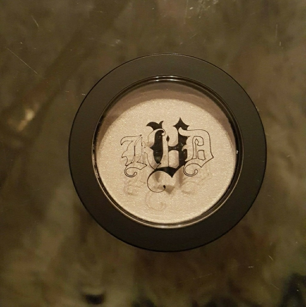 Kat von D Mbretal Crush Shadow